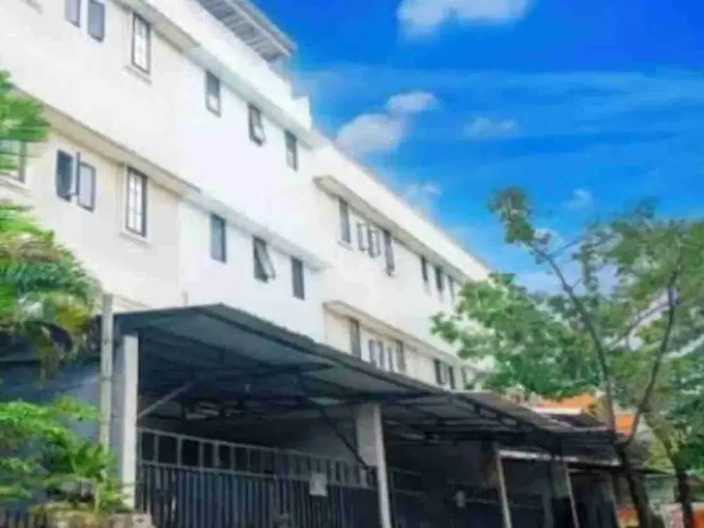 DIJUAL RUMAH KOST BU