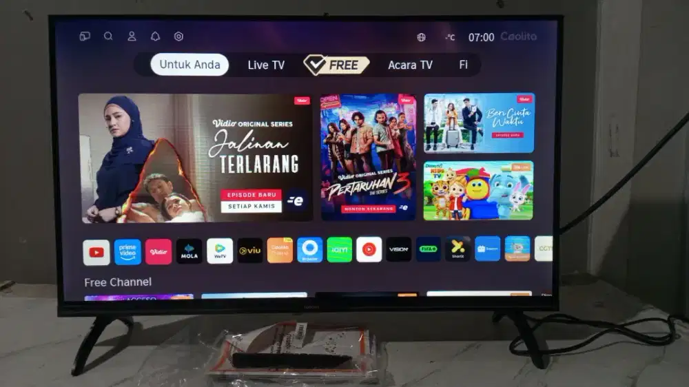 Tv LED coocaa smart digital 32inchi likenew