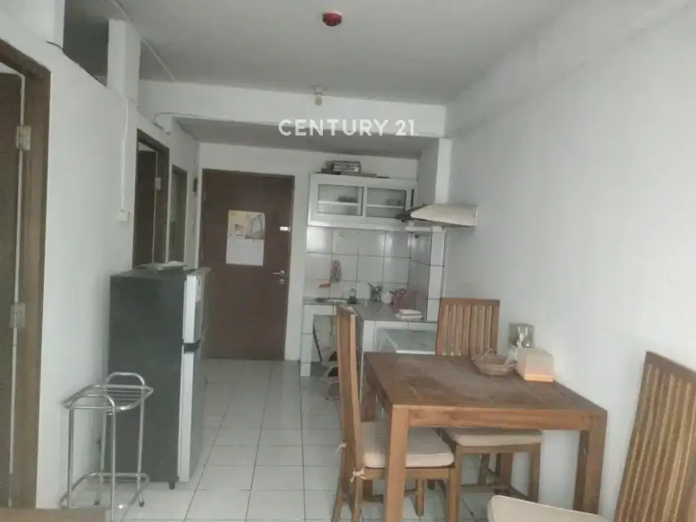 Apartemen 2 BR View Pool Lokasi Strategis Di East Park