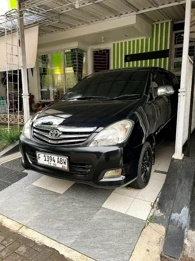 Innova G Bensin 2010 AT