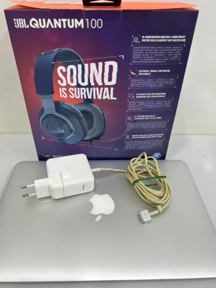 Macbook 11 inch 2015 free Headset JBL