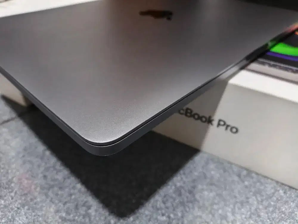 Macbook PRO M1 512gb 13 inch retina 2020 touchbar