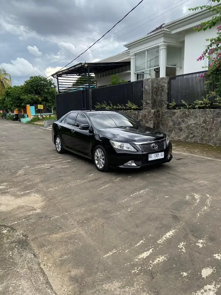 camry 2.5 V 2013 metik