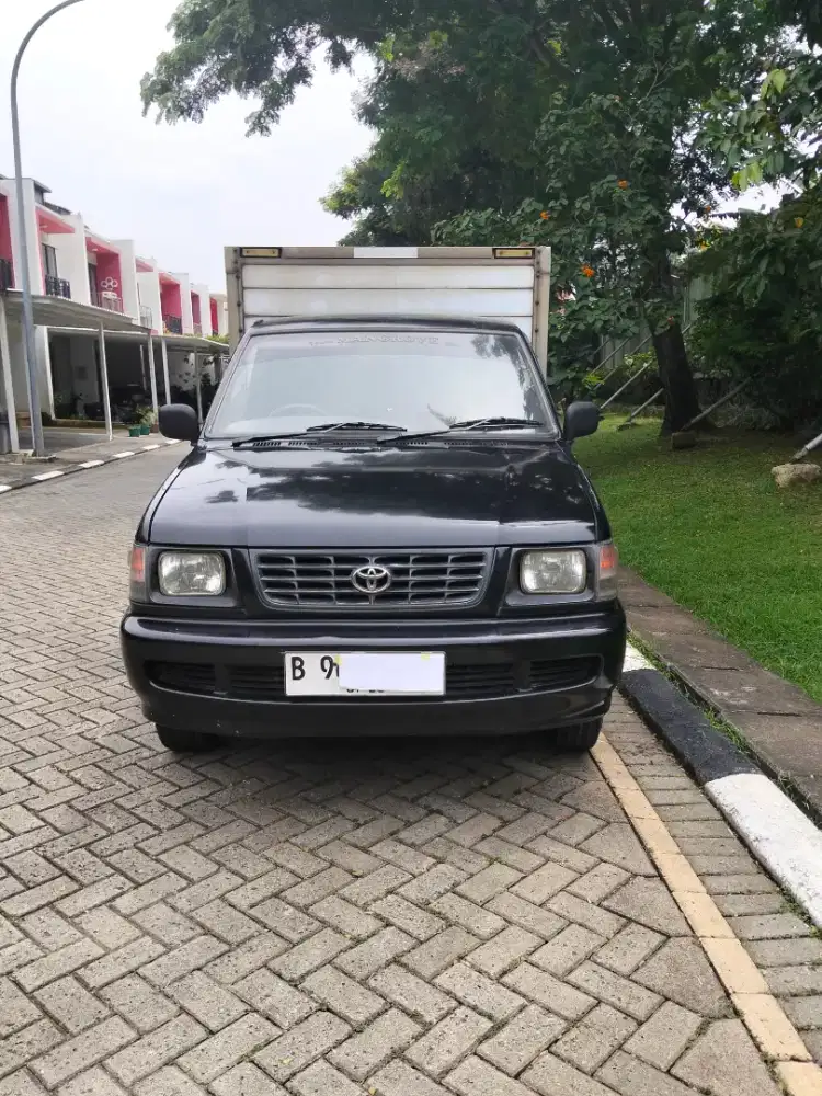 Toyota kijang box aluminium bensin th 2004