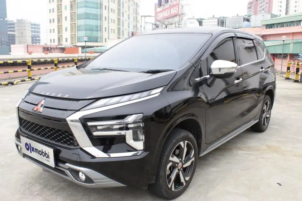 TDP 12JT Mitsubishi Xpander 1.5 Ultimate Bensin-AT Hitam 2022