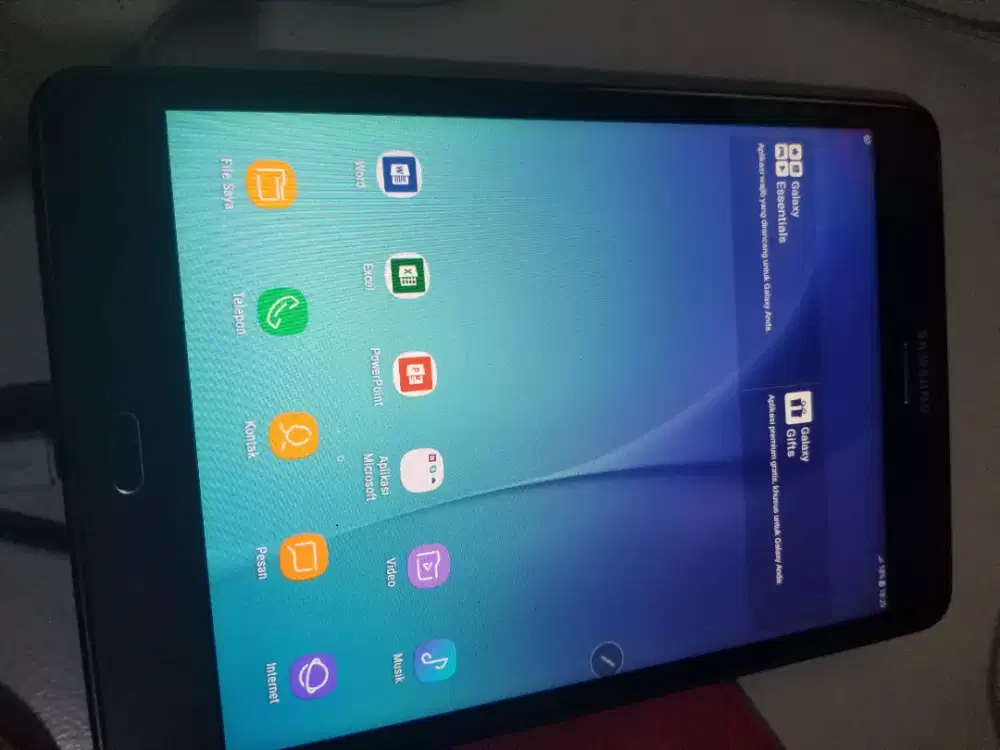 Samsung tab a p335 ram2gb internal26gb