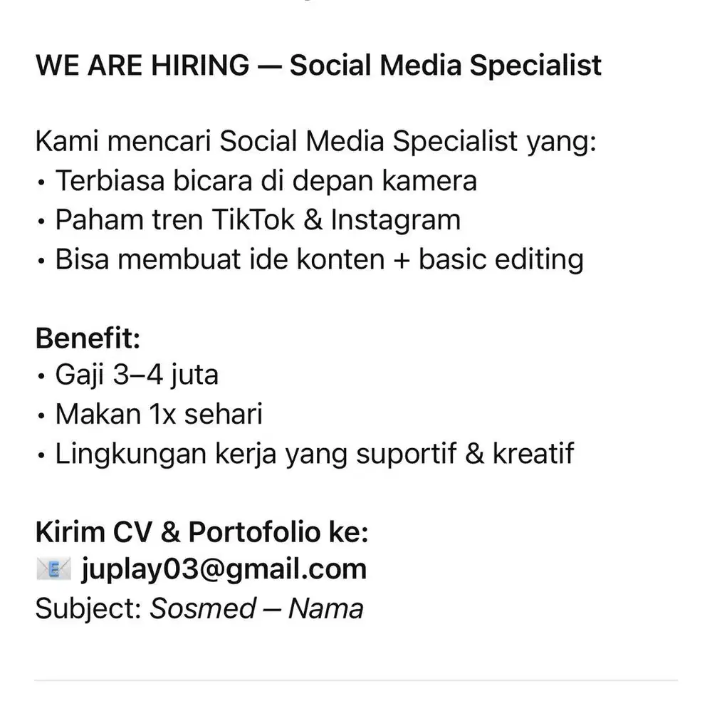 Social Media Spesialis Wanita