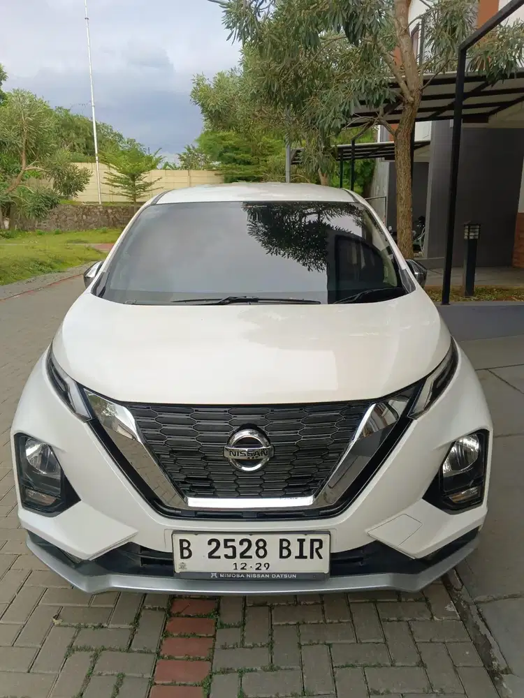 All new Livina VL matic