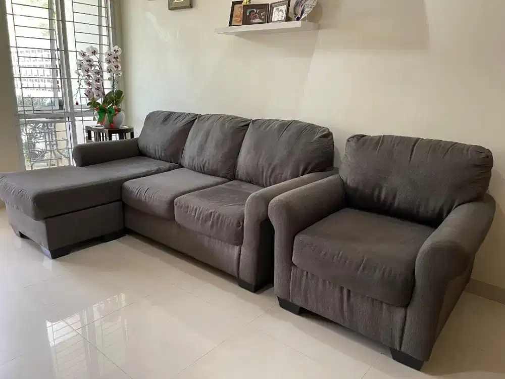 Sofa Ashley Vietnam L Dan Singgle Istimewa