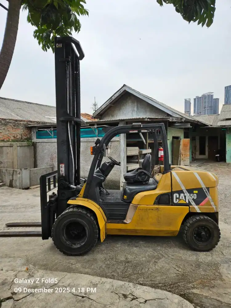 Forklift Caterpillar 5 Ton,Tiang 6 Meter,S6S,Tahun 2020 (Fullorisinil)