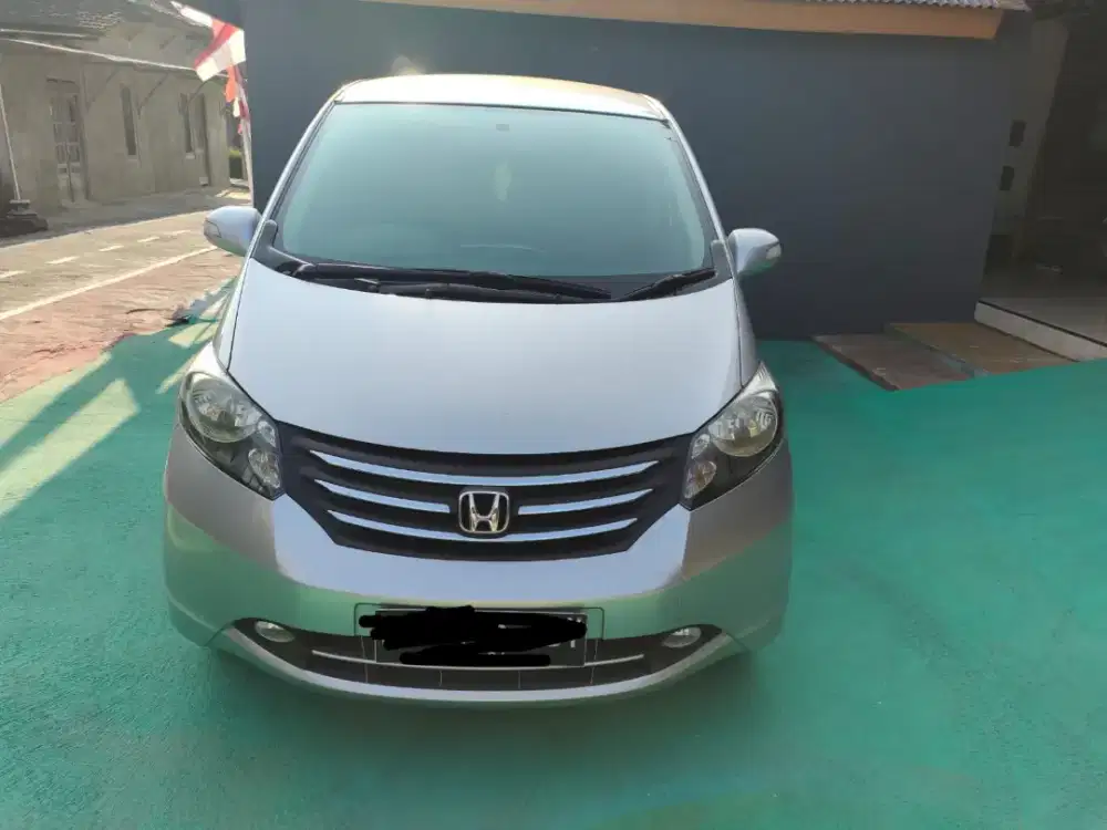 Honda Freed type E PSD tahun 2011