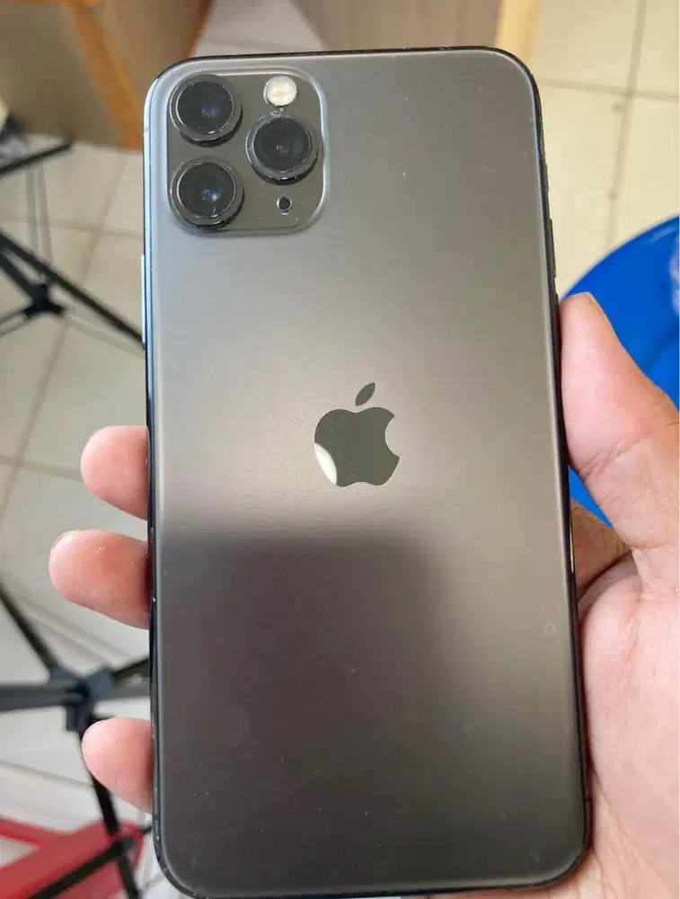 IPHONE 11 PRO 64gb