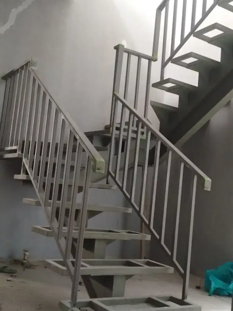 tukang las.baja ringan