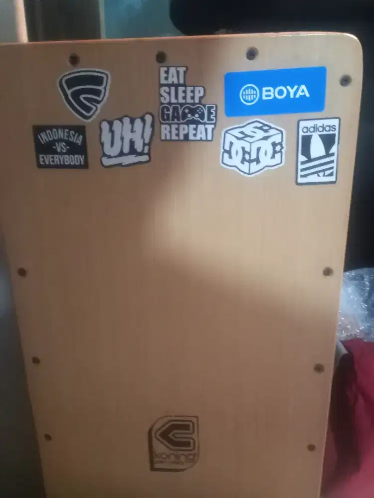 Kajon koning plus tas