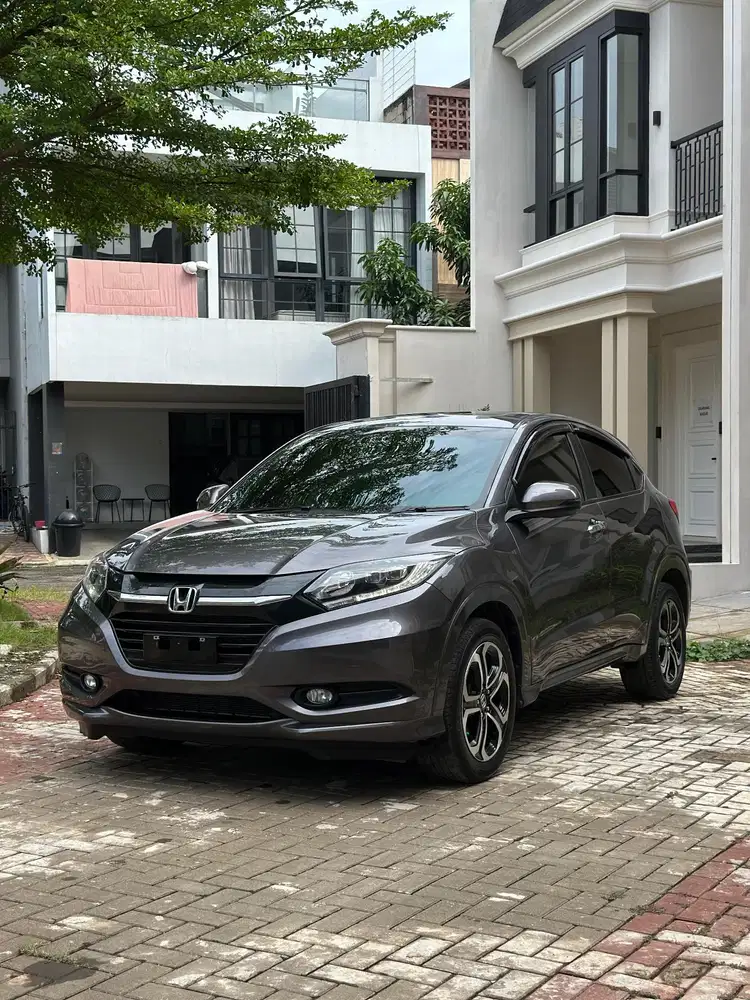 Honda HR-V PRESTIGE LOW KM