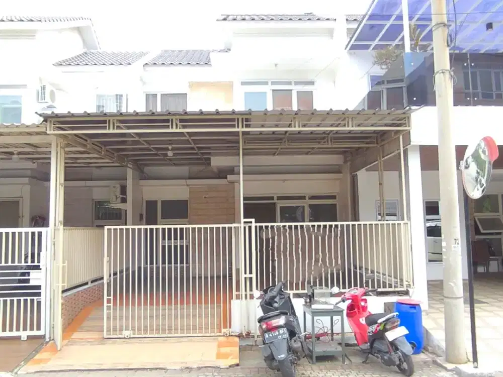 DIJUAL RUMAH BAGUS JALAN LEBAR HADAP BARAT DAYA TERMURAH DI PARK RESIDENCE