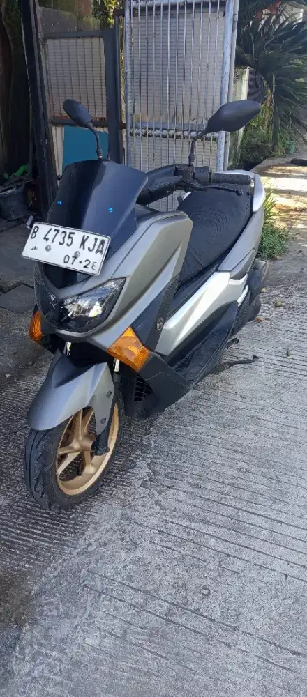Nmax plat bekasi