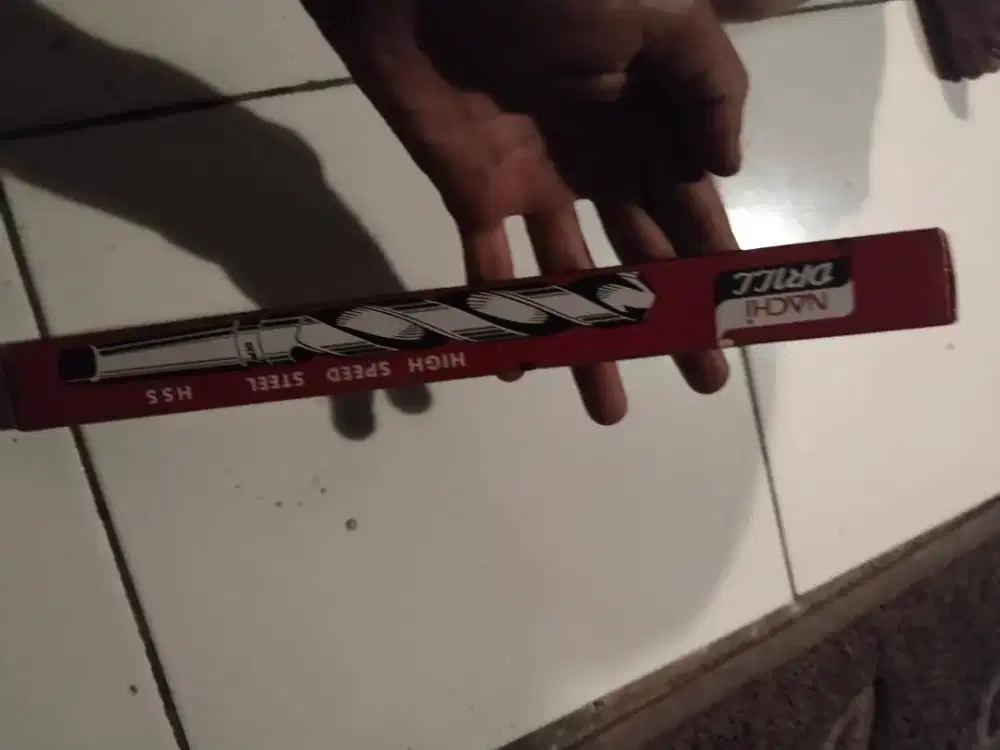 Mata bor besi M25 naci