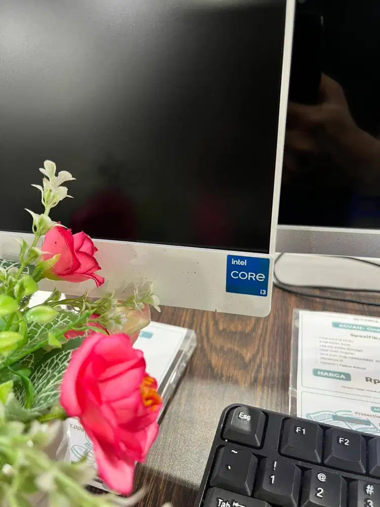 PC All In One HP 24 cr0200d Intel Core i3-1315U 8GB 512GB SSD 23.8″