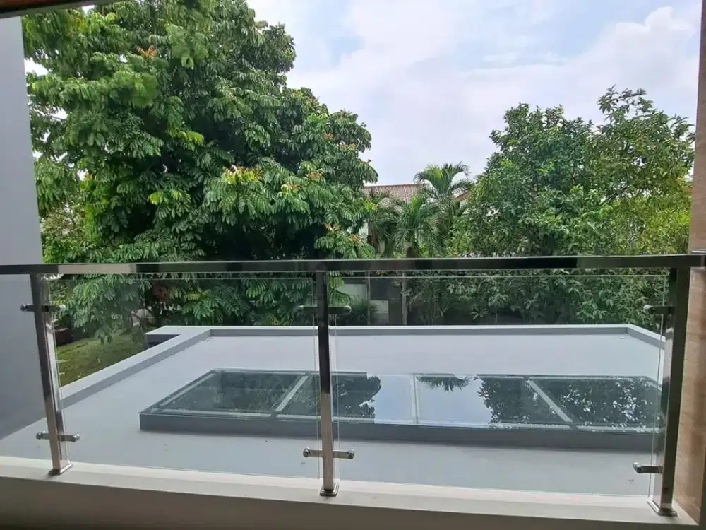 Rumah model kontemporer modern di Kencana Loka BSD