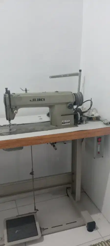 Mesin Jahit Juki