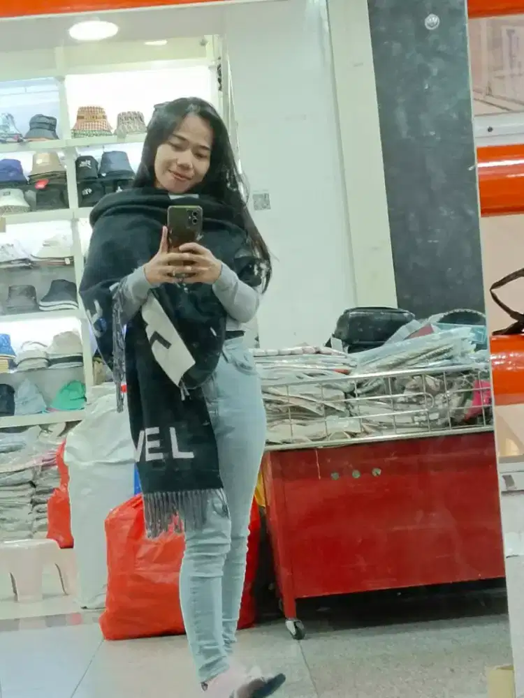 Cari kerjaan yg bisa jam 6 sore jaga warung ,jaga stand jajanan