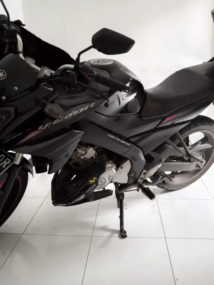 Vixion 2014 NVL Abu Hitam