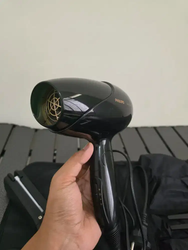 Preloved Hair Dryer Philips Kerashine HP 8119