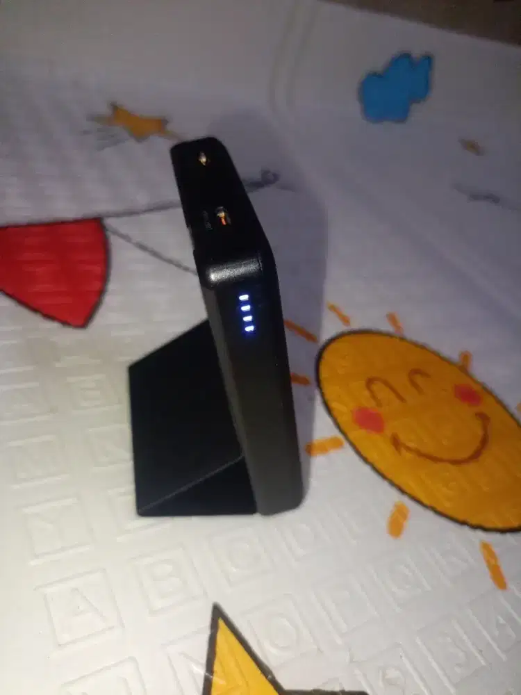 Power bank i apel kondisi normal Tampa  kabel