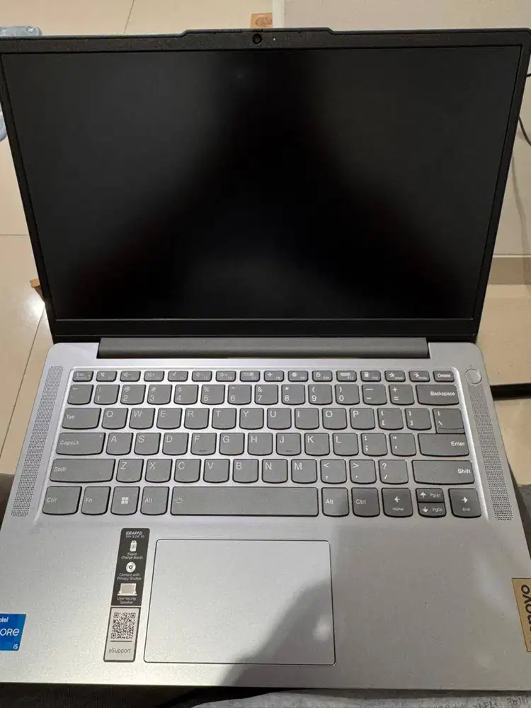 Lenovo Ideapad Slim 3 - 77ID ( Ex Demo Display Mulus 100% )