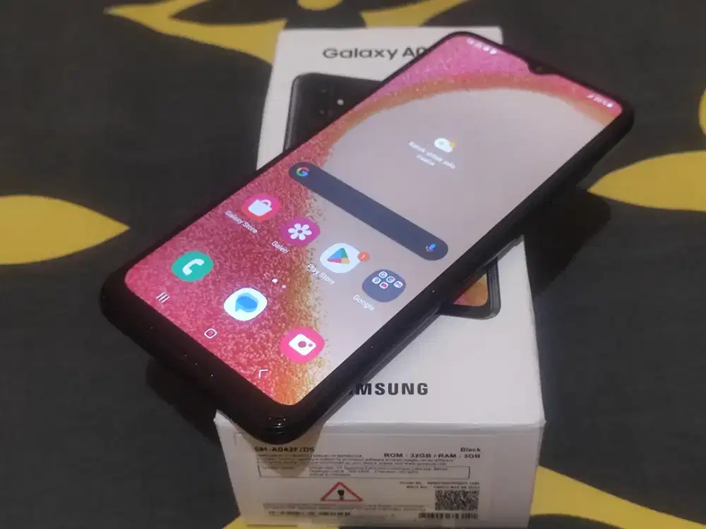 Samsung galaxy a04e 3/32 segel ori normal