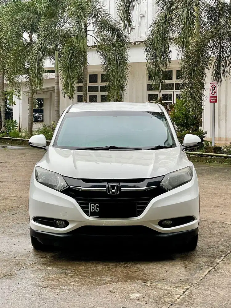 Honda HRV E CVT 2017, KM 70 rb Servis record