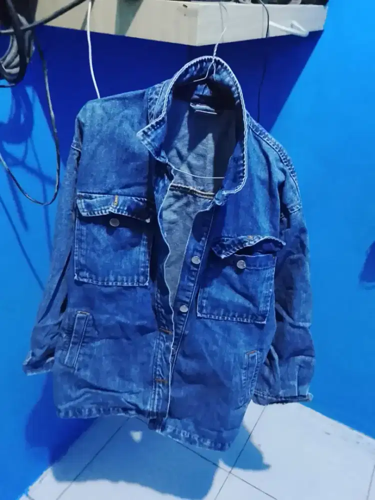 Jual jaket Levis merk this is april