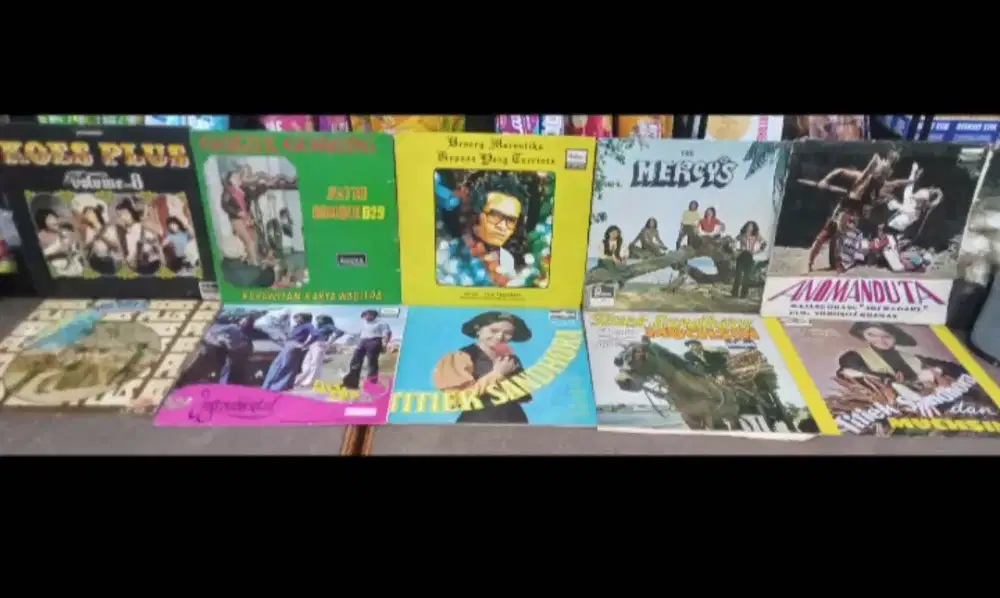 10 Vinyl Tembang Kenangan ( Indonesia ) Mulus