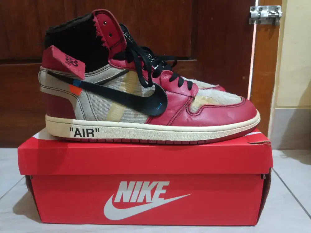 Nike Air Jordan 1 High Off White Chicago