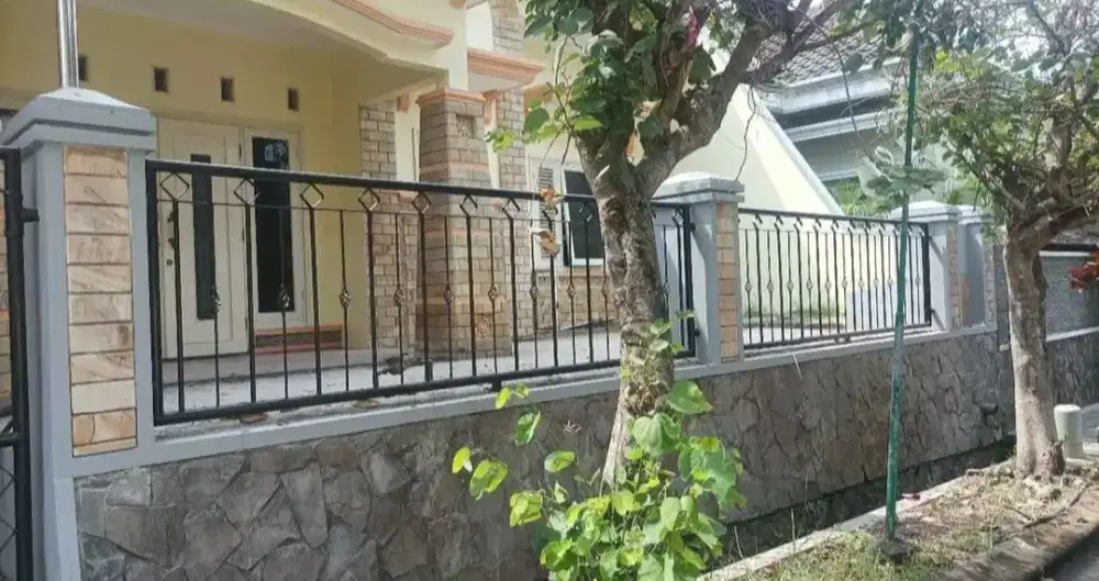 Rumah BCT Depan Gerbang Kampus Umm