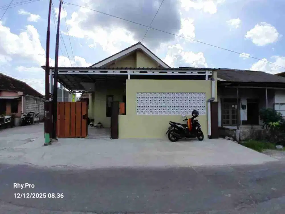 DIJUAL RUMAH CANTIK MINIMALIS DEKAT BANDARA ADI SUCIPTO BERBAH