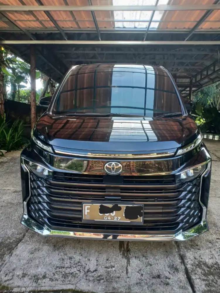 BU - Jual Toyota Voxy tahun 2022 kondisi mulus sekali