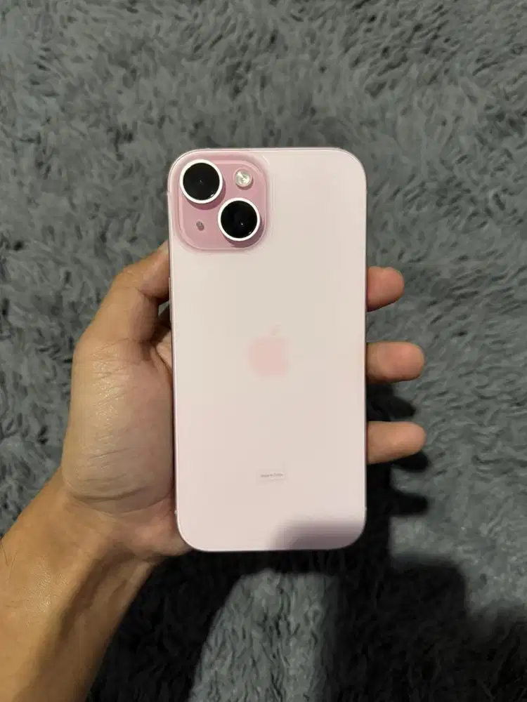 iPhone 15 128GB Garansi On