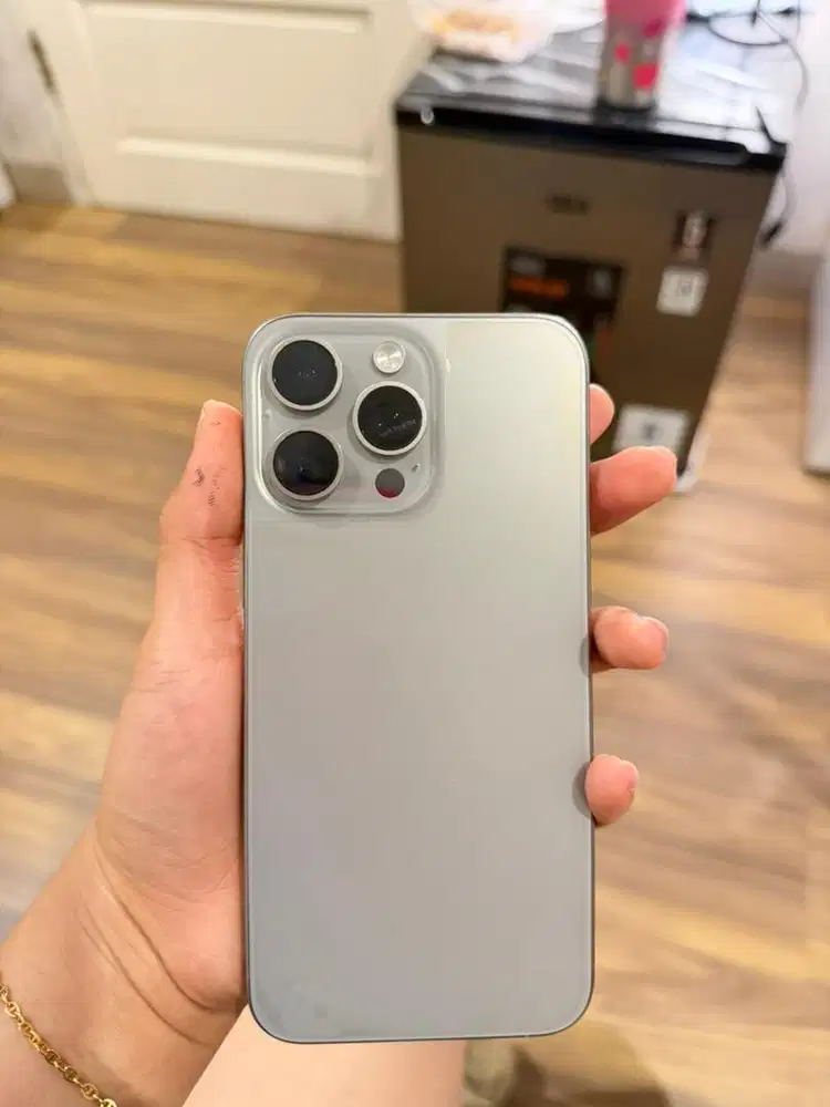 FS Iphone 15 promax 256 GB ex ibox fullset