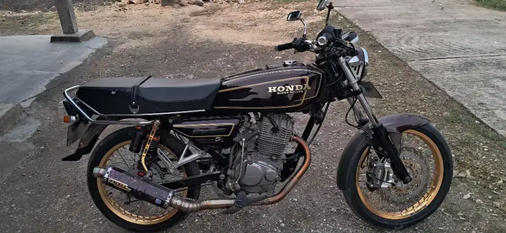 Dijual GL100 besic megapro primus 2009