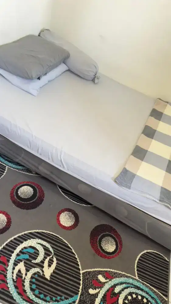 Kasur dipan bekas dan preloved kebutuhan rumah