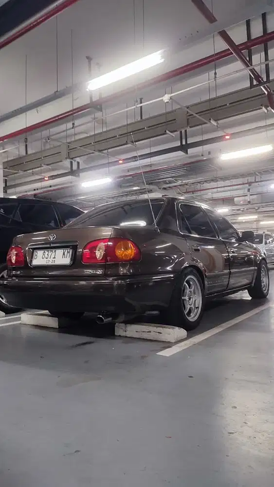Toyota Corolla 2000 Bensin