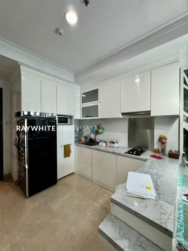 Jual kitchen set [marmer], lemari, meja TV + meja rias [BEKAS]