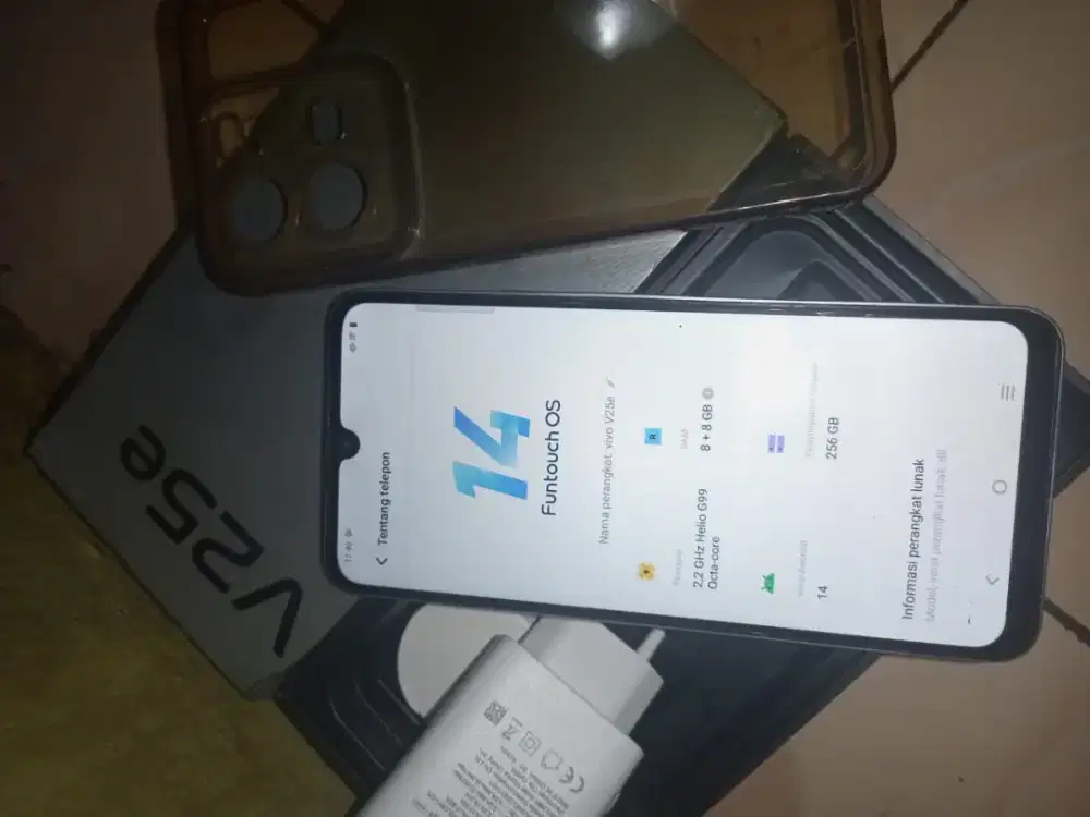 Vivo V25e
•Kelengkapan fullset
•Ram 8/256Gb•sidik jari layar OFF