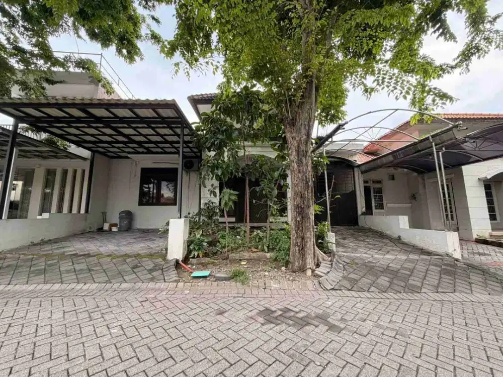 JUAL RUMAH HITUNG TANAH VILLA TAMAN TELAGA CITRALAND UTAMA LOKASI DEPAN BAGUS NEGO MURAH