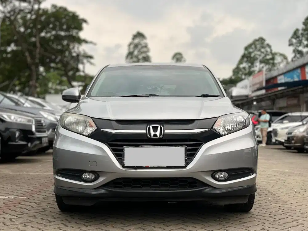 KM 30RB HONDA HRV E CVT AT 2017 ABU