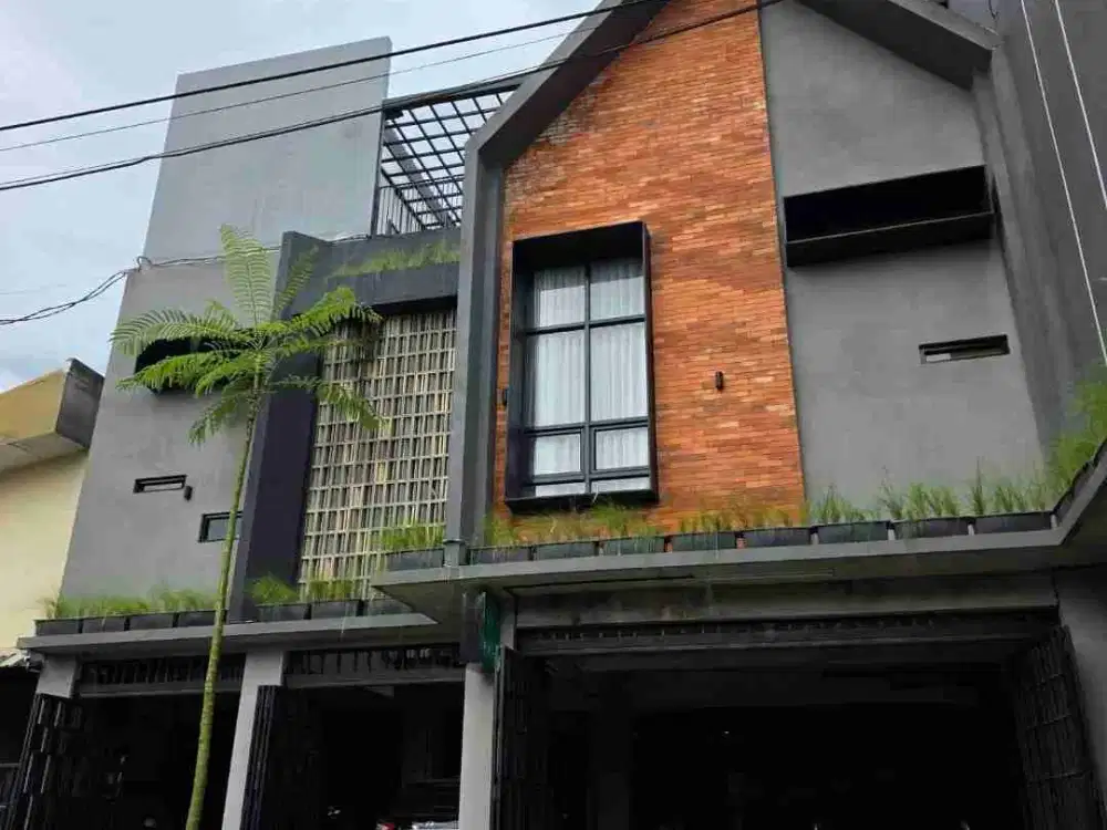 DIJUAL CEPAT KOST EXCLUSIVE FULL FURNISH DEKAT UGM.UNY SANANTA DHRMA.DEMANGAN DEPOK SLEMAN