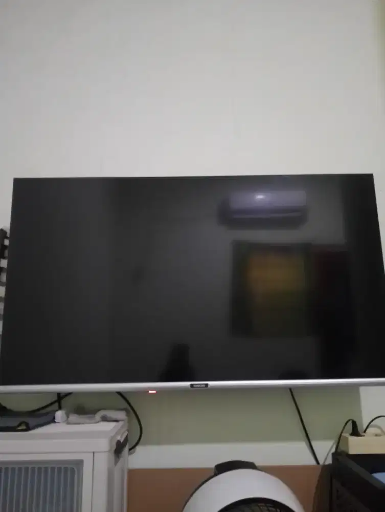 DIJUAL CEPAT TV LED COOCAA 40 SMART DIGITAL KONDISI NORMAL MULUS