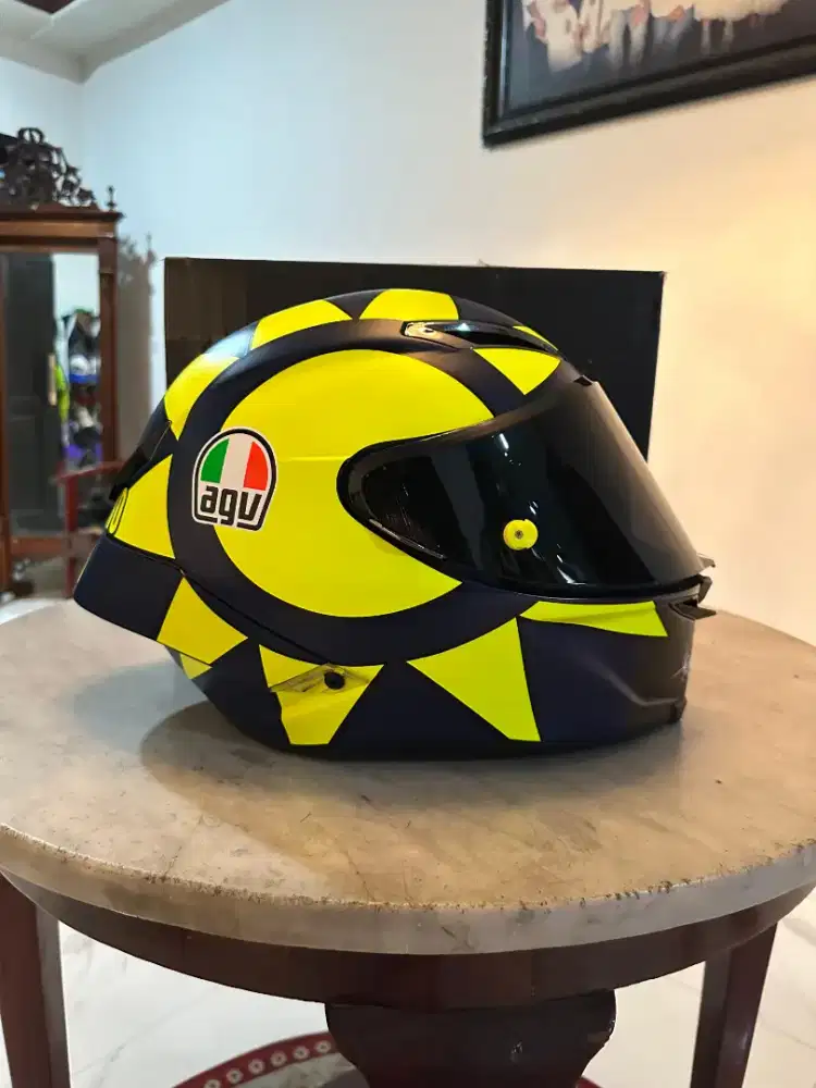 Di jual Helm AGV PISTA GPR SOLELUNA 2018